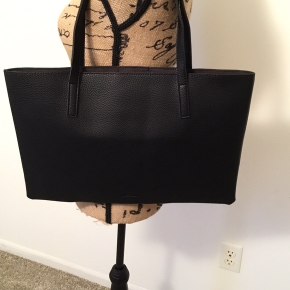 NIB  Vince Camuto Luck Vegan Leather Tote - Picture 4 of 8